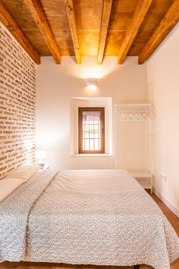 Stunning Apartment In Central Севілья Екстер'єр фото